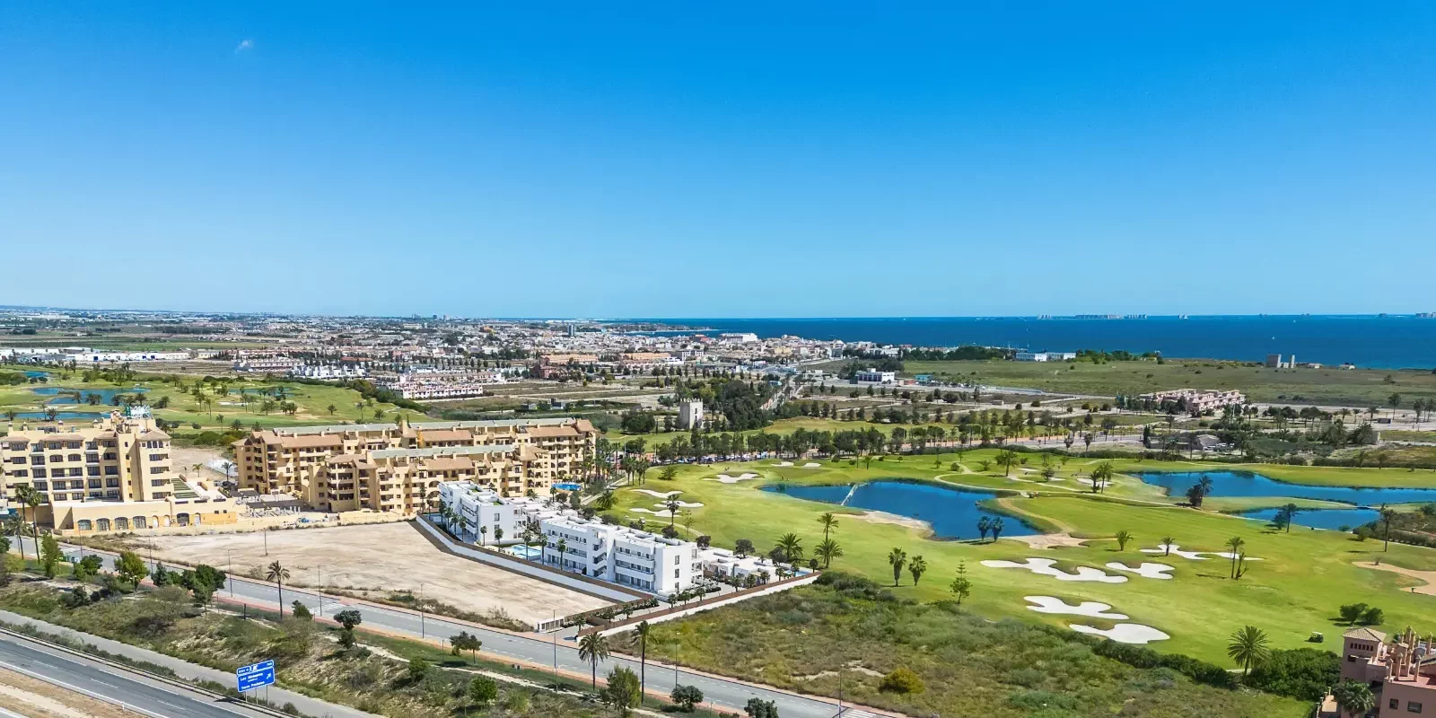 Apartament-przy-polach-golfowych-Serena-golf-w-Los-Alcazares-2.webp